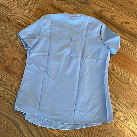 Fabletics Scrub Top - Picture 3 of 4